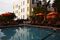 luxe-hotels-hostels-bloomberg-freehand-miami-pool