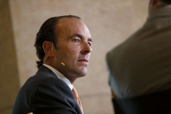 Kyle Bass, Bannon Urge Trump to ‘Play Hardball’ in China Talks