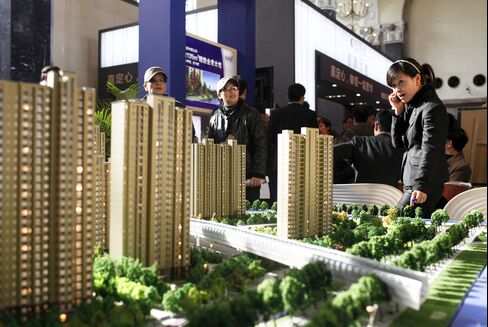 China Housing Boom’s Spread to Smaller Cities Poses Dilemma