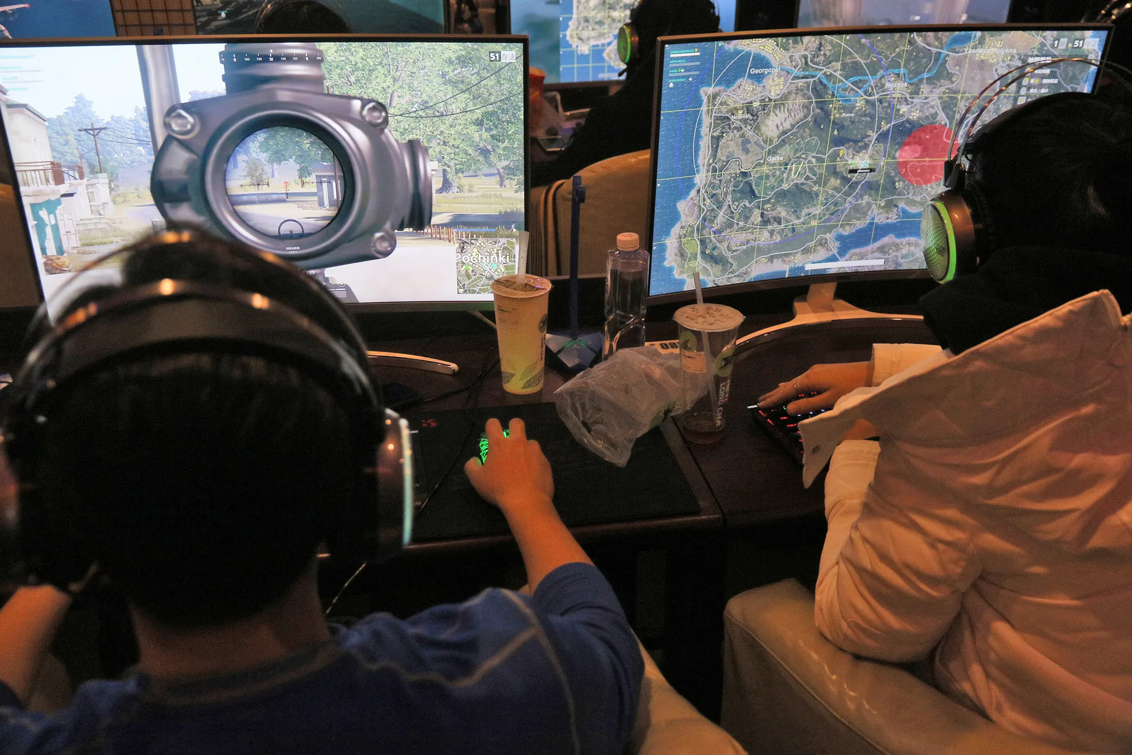 Young gamers in Shandong.