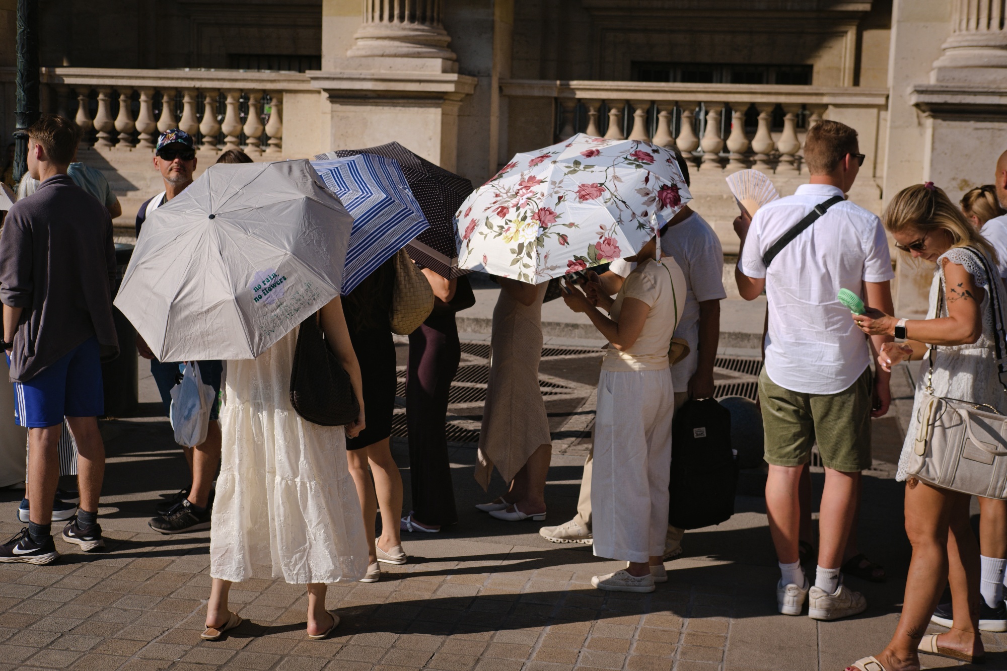 Image associated with story "France Declares Fifth Heat Wave After Hottest Summer Ever"