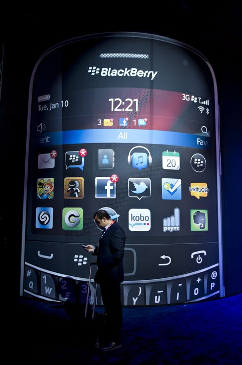 RIM Tumbles After BlackBerry’s U.S. Market Share Shrinks to 1.6%
