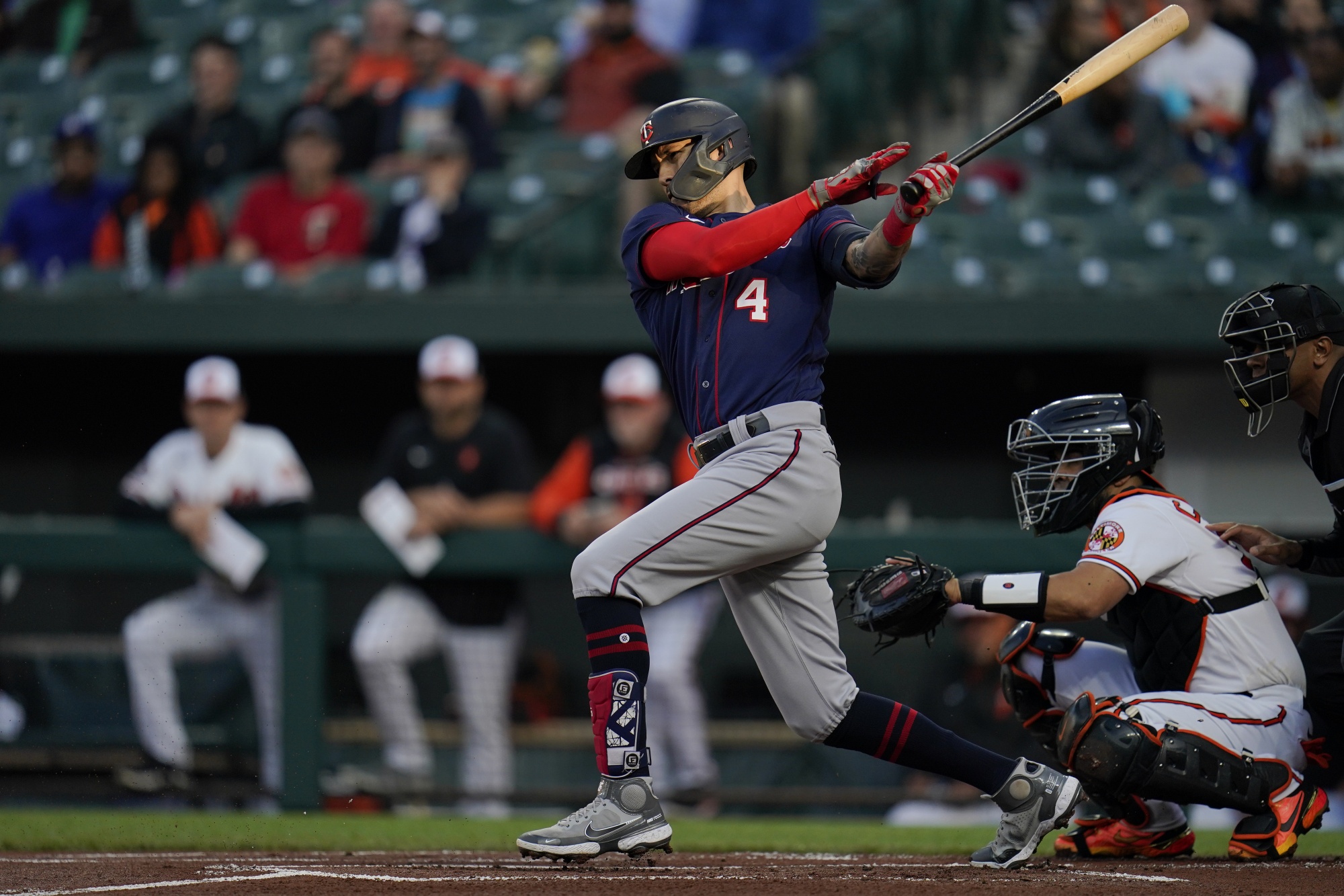 Carlos Correa stars against former team as Twins beat Astros 6-2 in Game 2  to tie ALDS, Sports