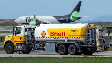 Trump’s Oil Claims on Hormuz 'Nonsense': Energy Analyst