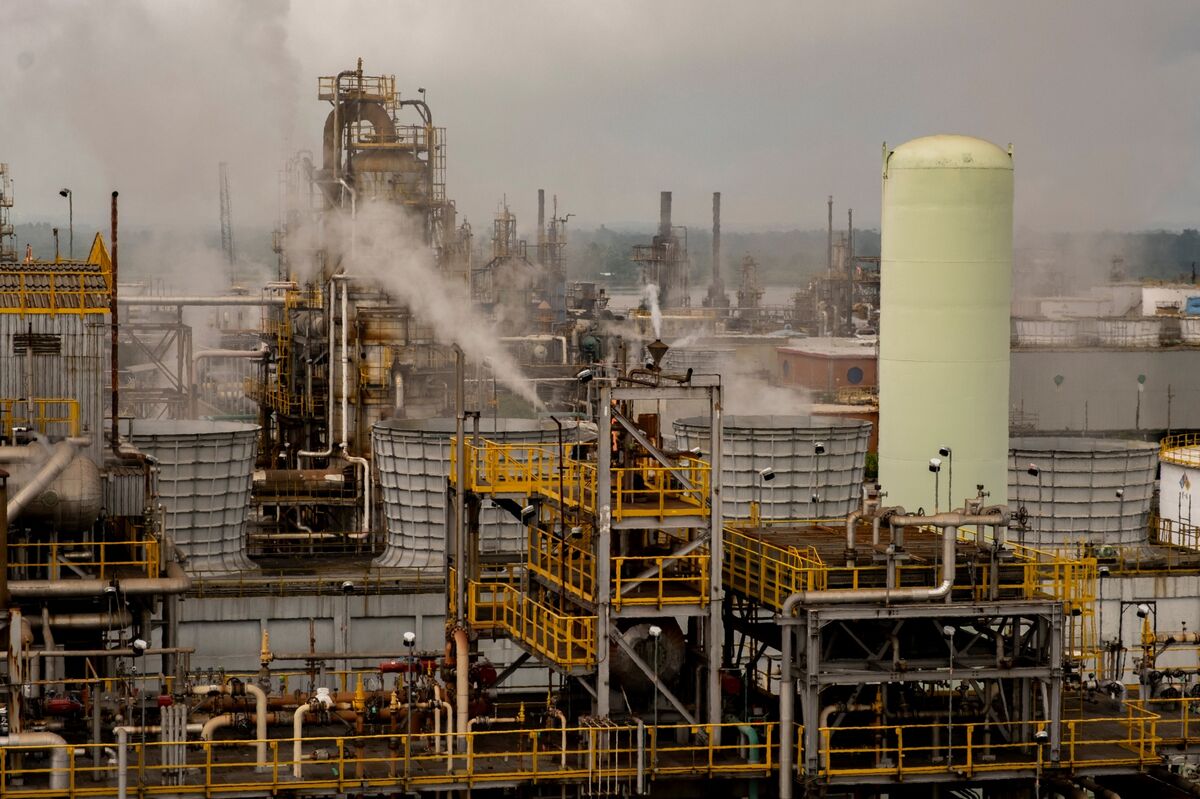 assets.bwbx.io image