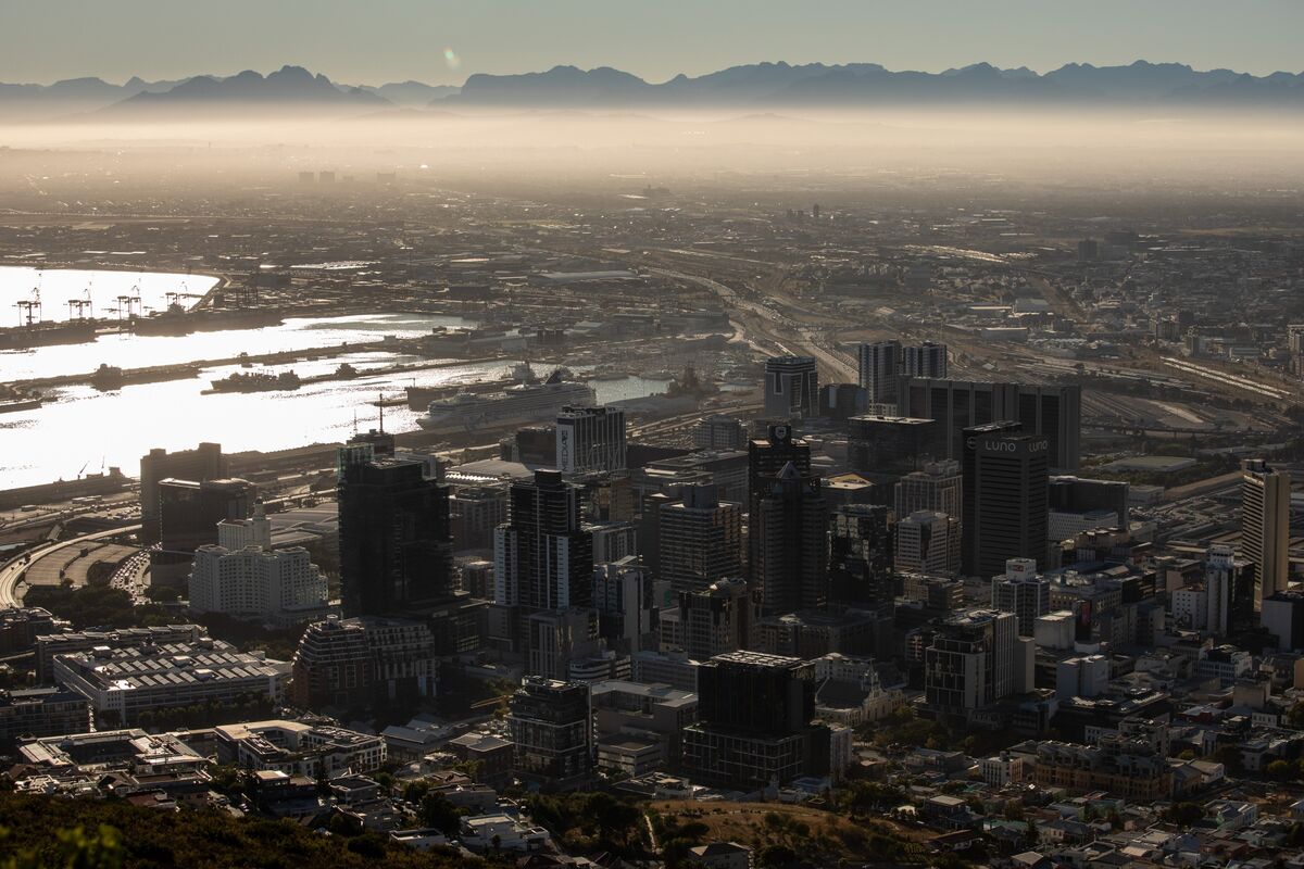 South Africa Taps Forensics Expertise in Tax Probe: Sunday Times