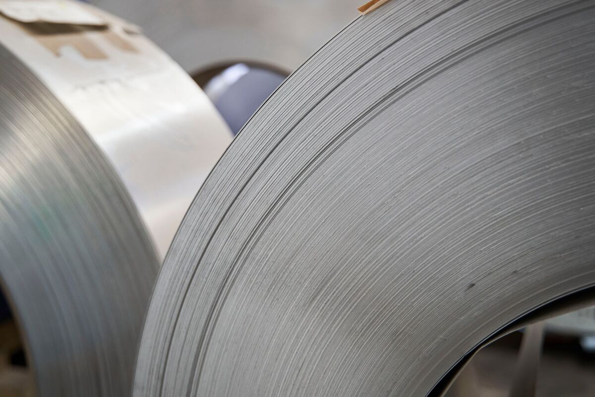 Rio Tinto-Backed Aluminum Firm to Invest $1.1B in Canada Smelter ...