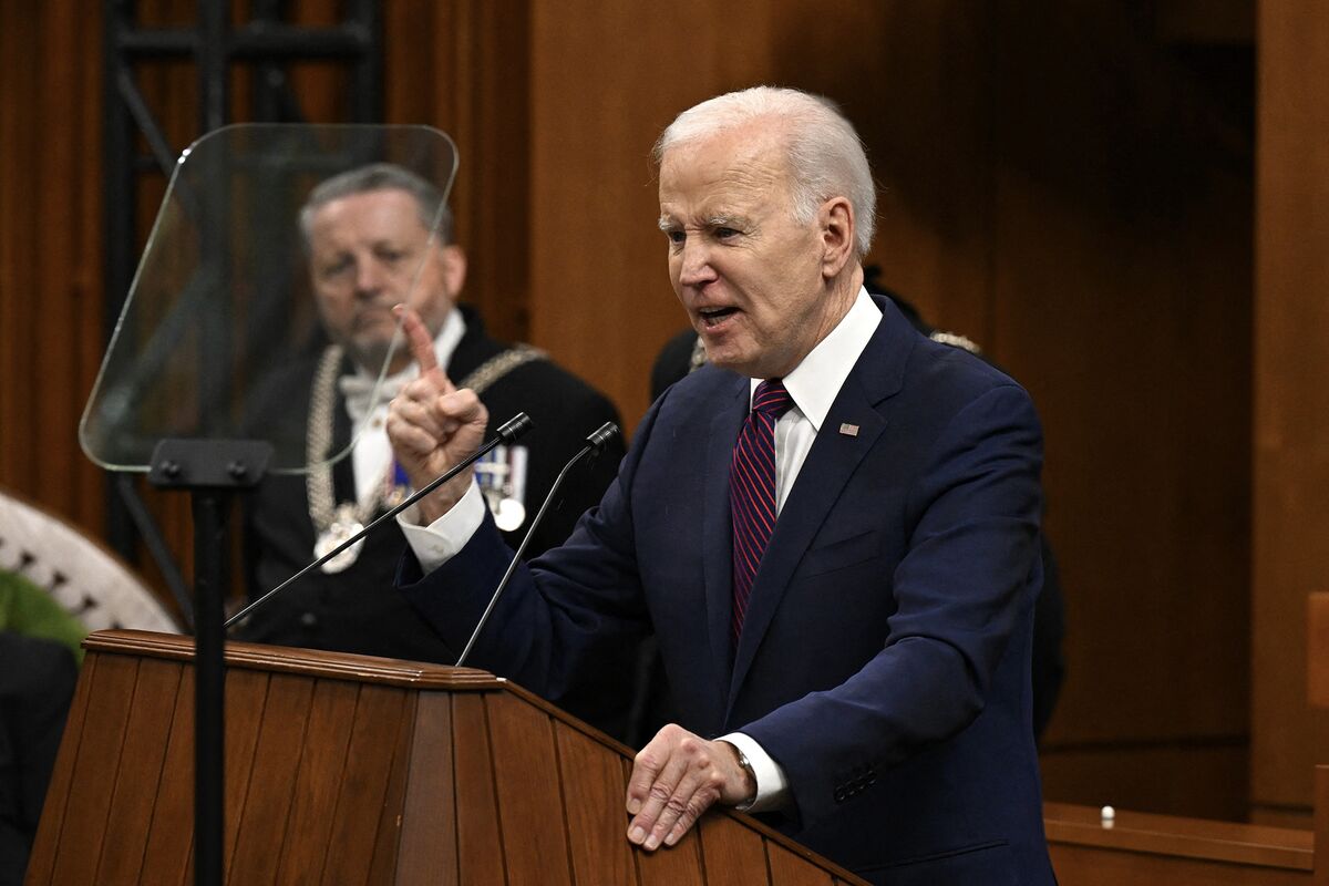 Iranian Drone Strike Draws Scrutiny To Biden's Strategy - Bloomberg