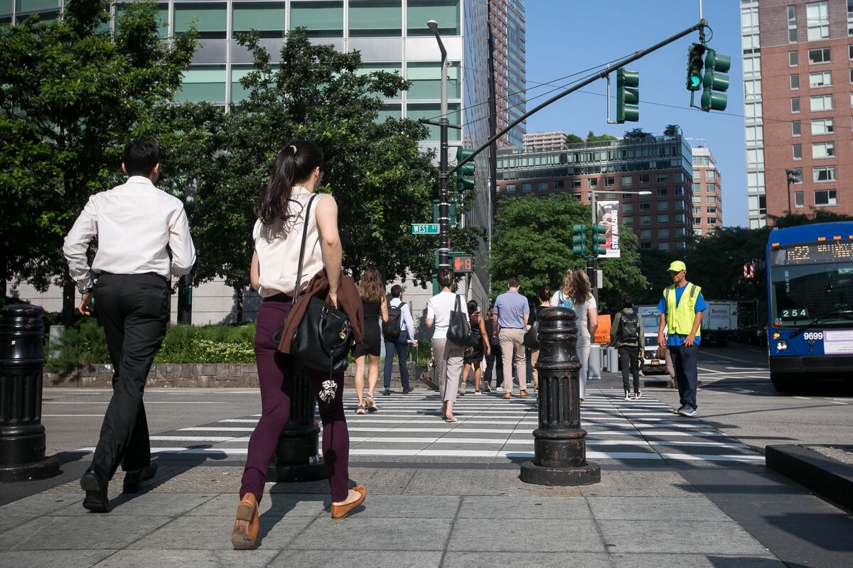 The Trump administration proposes a $103,265 fee on H-1B applicants hired within the US after a court blocked a more limited fee on workers from outside the US (Andrew Kreighbaum/Bloomberg)