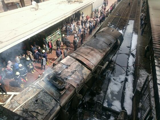 Egypt Vows to Punish Negligence as Cairo Train Crash Kills 20