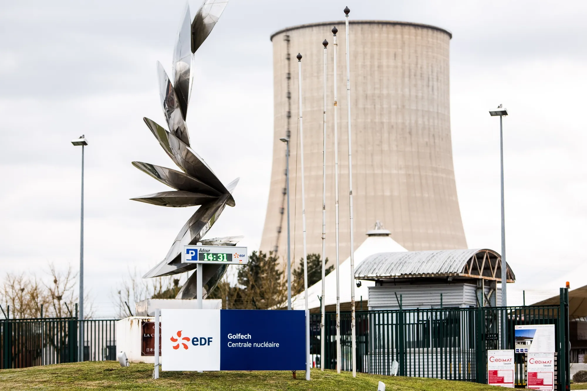 EDF is Selling Europe’s First Green Bond For Nuclear Energy - Bloomberg