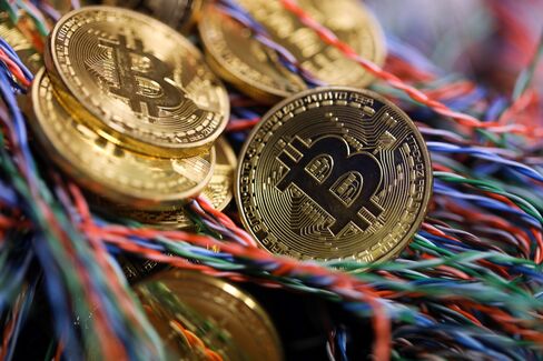 Bitcoins As Cryptocurrency Halts Decline After Drubbing on China's Offerings Ban