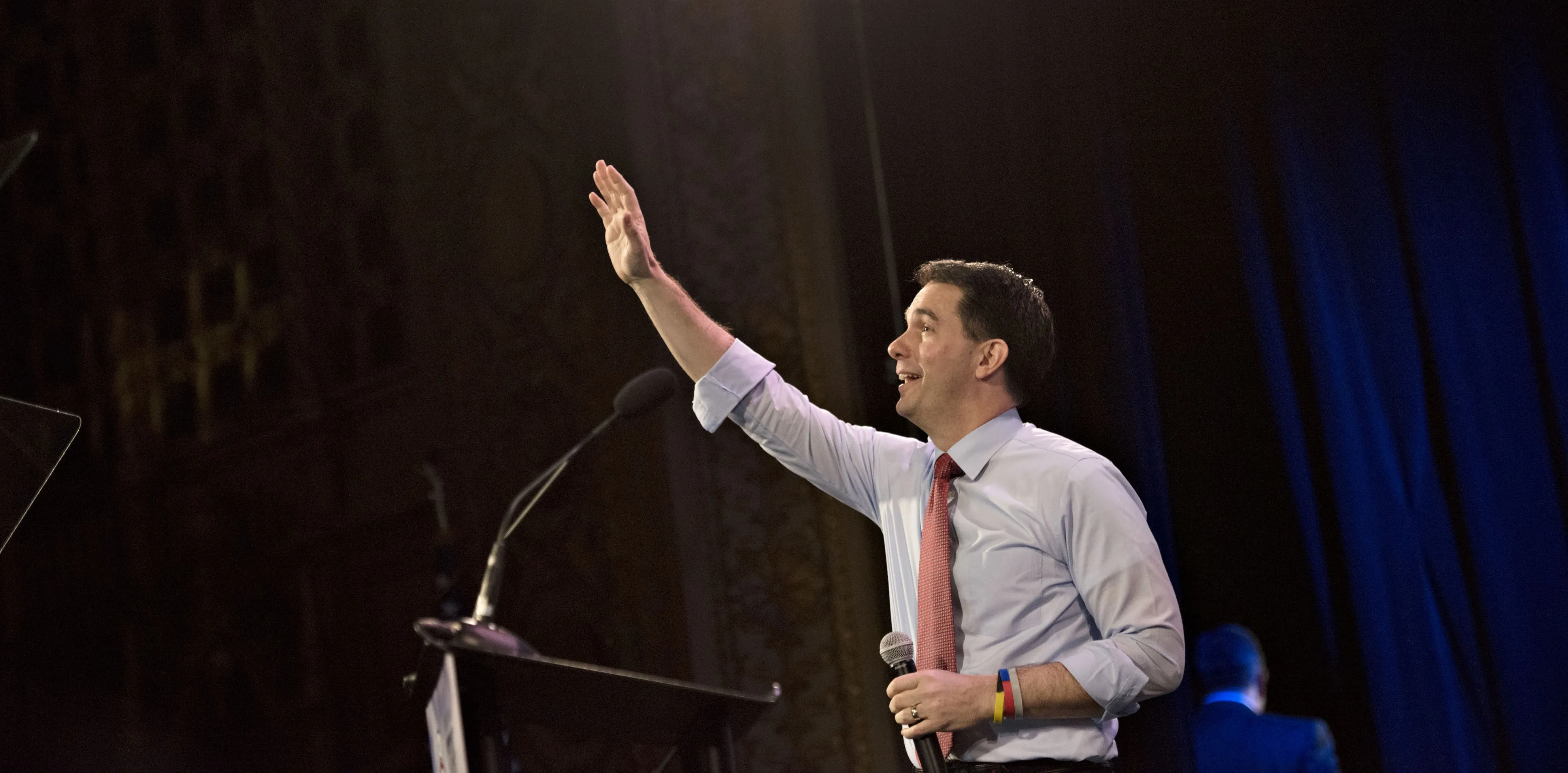 Scott Walker, governor of Wisconsin, speaks during the Iowa Freedom Summit in Des Moines, Iowa, U.S., on Saturday, Jan. 24, 2015. The talent show that is a presidential campaign began in earnest Saturday as more than 1,200 Republican activists, who probably will vote in Iowa's caucuses, packed into a historic Des Moines theater to see and hear from a parade of their party's prospective entries
