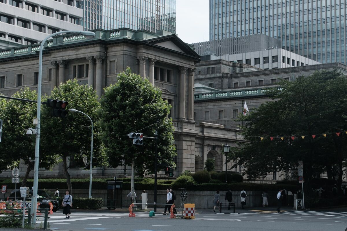 日銀に代わる国債保有者、銀行以外に機関投資家も候補－専門家 - Bloomberg