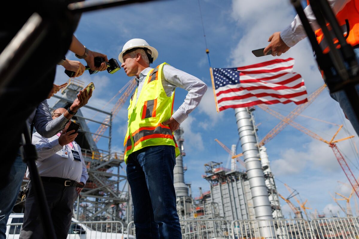 LNG Buyers Turn to US as Hormuz Crisis Forces Supply Rethink