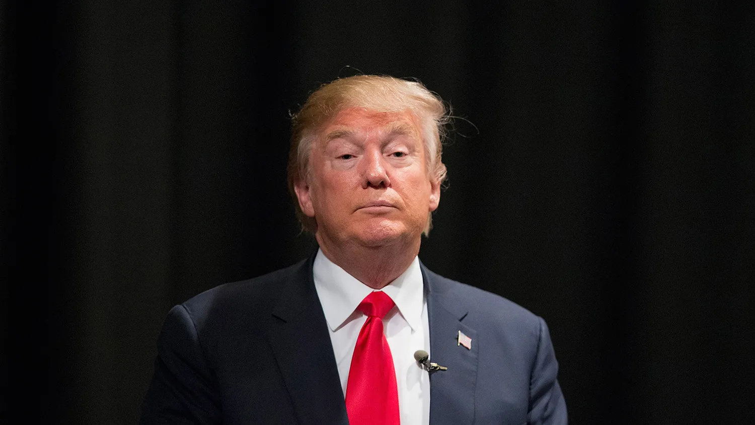 Republican presidential candidate Donald Trump speaks on Nov. 19, 2015, in Newton, Iowa.

