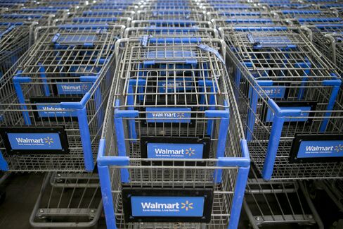 Wal-Mart Executives Sweat Slow February Sales Start in E-Mails
