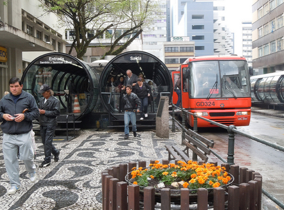 Public transportation that works: The Curitiba Case - better operations