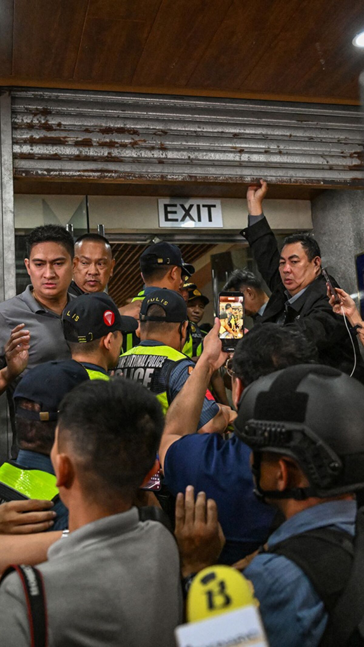 Philippines' Political Tension Escalates After Senate Gunfire