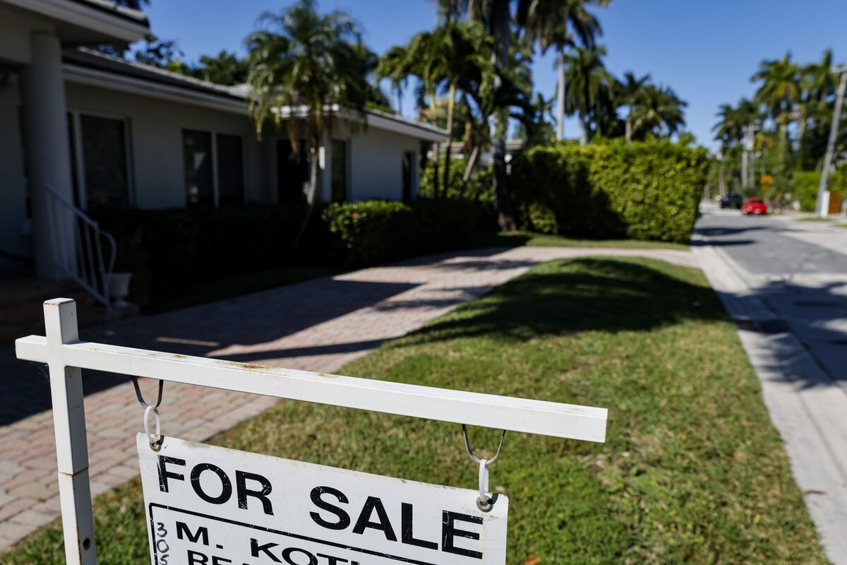 Profit Margins Are Sliding for Americans Who Sell Their Homes - Bloomberg