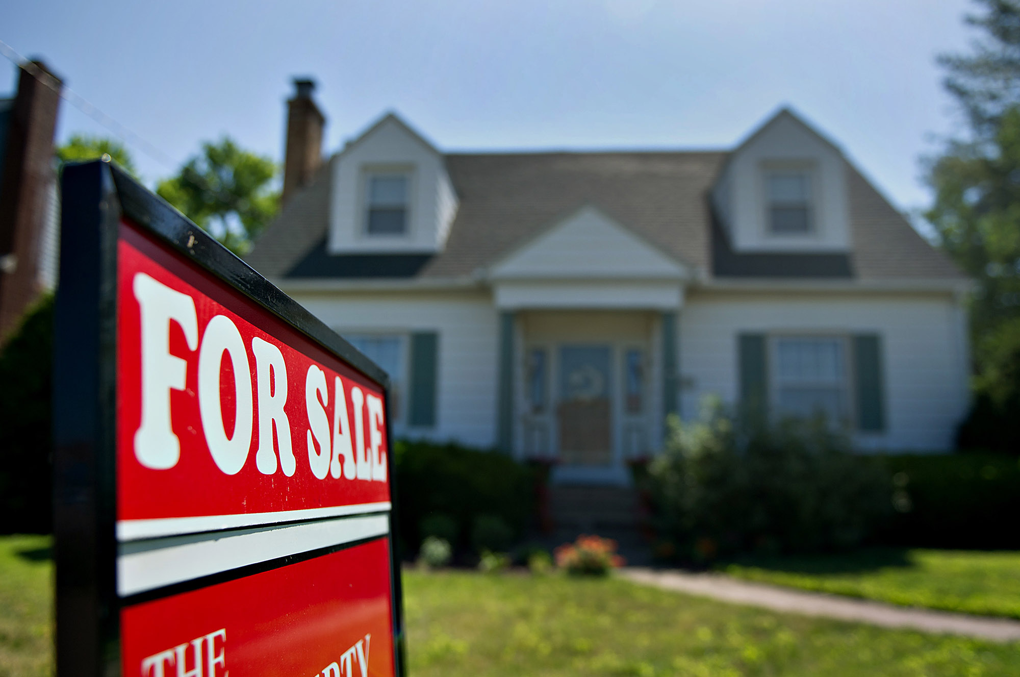 U.S. New-Home Sales Rise in July, Steadying From Recent Softness ...