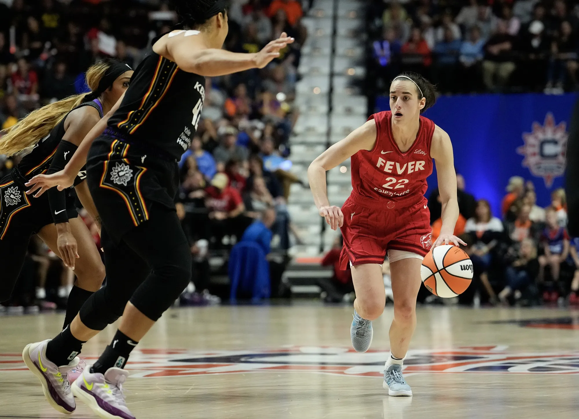 Caitlin Clark Ruled Out for Dallas Wings-Indiana Fever Game With $3,000  Tickets - Bloomberg