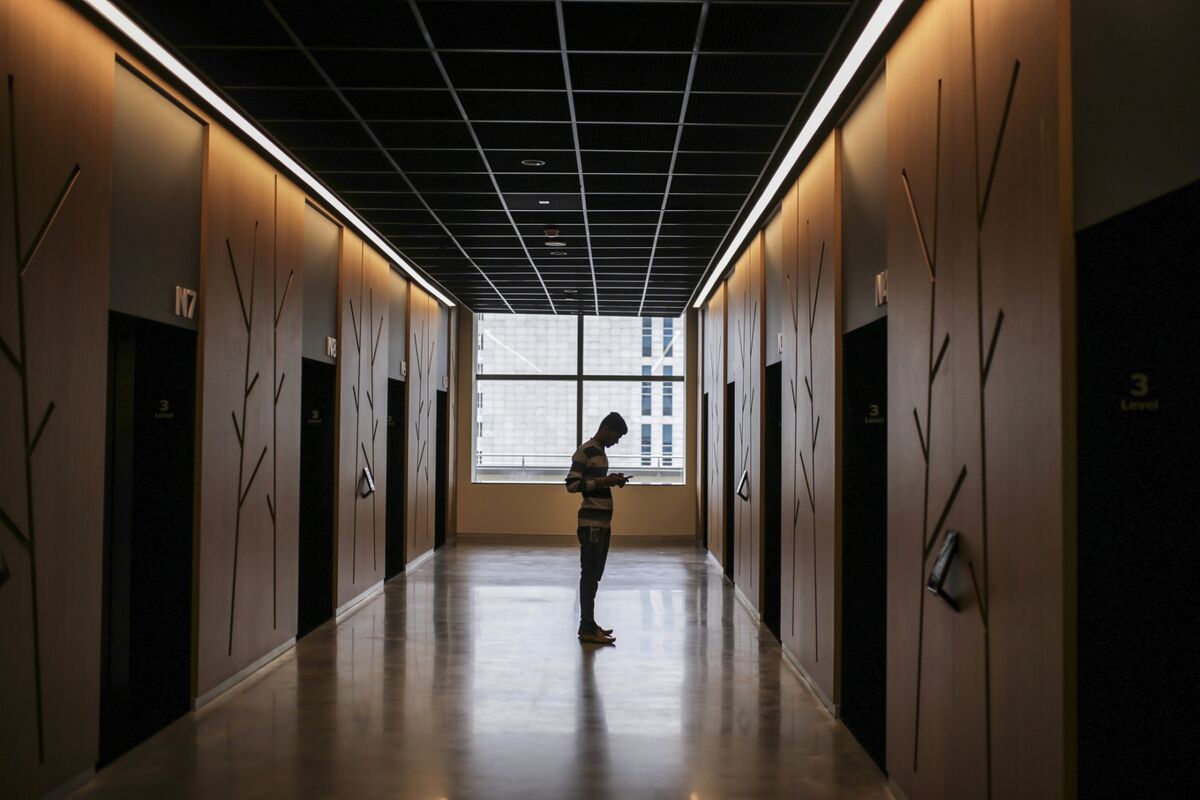 Amazon S Newest Biggest Office Is Half A World Away From Seattle Bloomberg