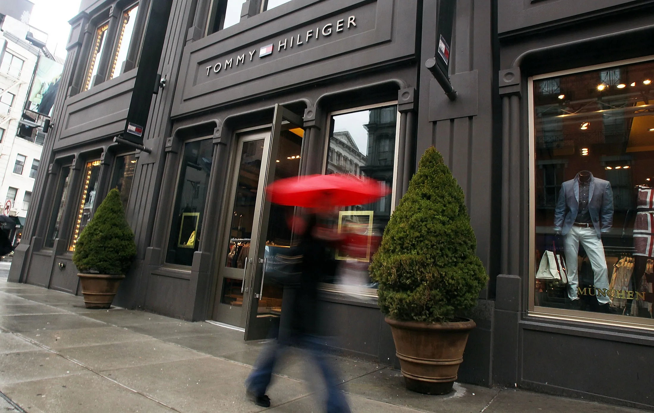 1508260427_Tommy-tommy-Hilfiger