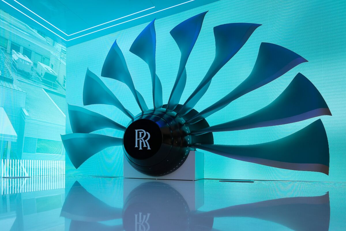 🟪"Rolls-Royce punta al rilancio: trattative per motori di nuova generazione per aerei narrowbody"