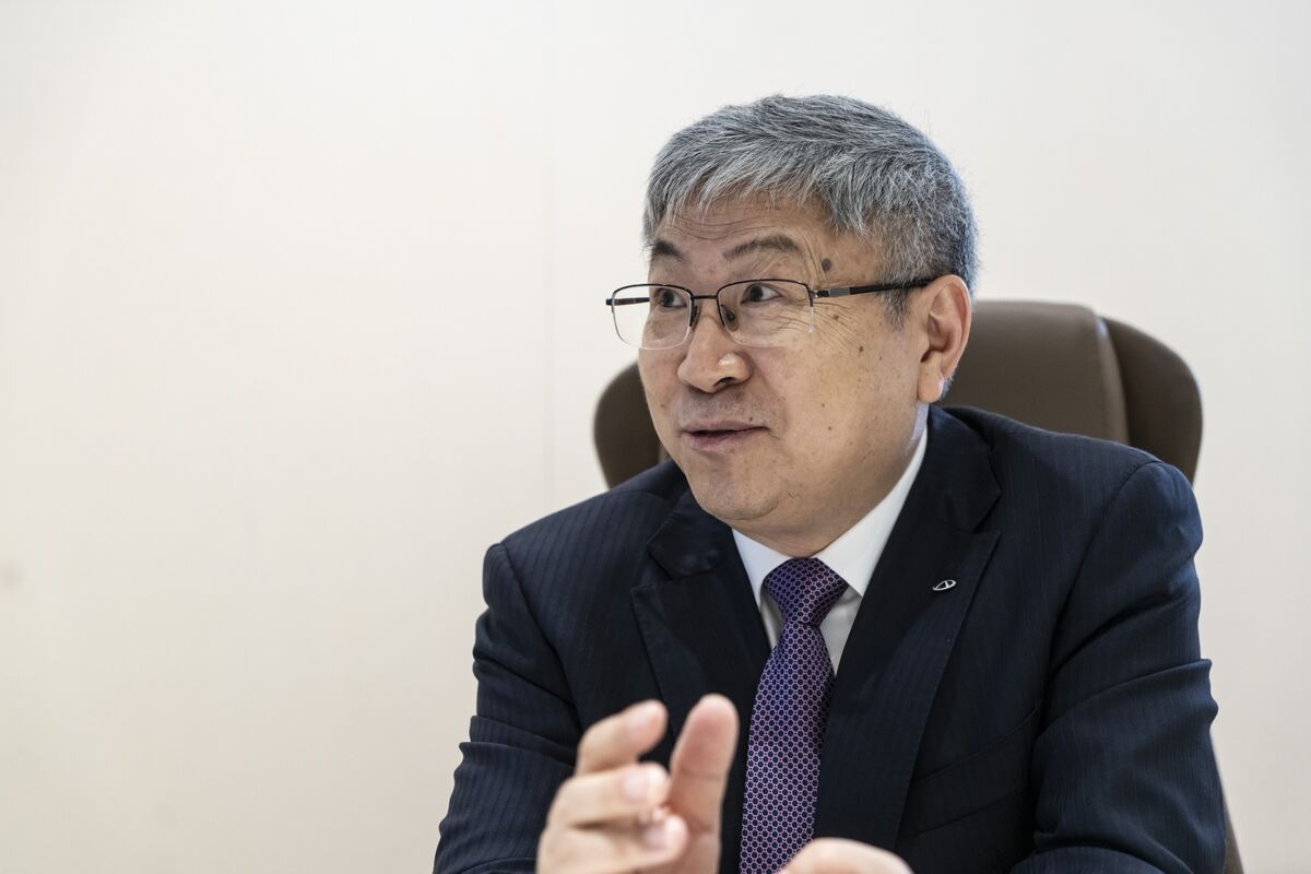 bloomberg.com - Chery Woos Canadian Car Dealers With Trip to Beijing Auto Show