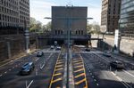 Vehicles enter and exit the Brooklyn–Battery Tunnel in New York, on&nbsp;April 19.&nbsp;