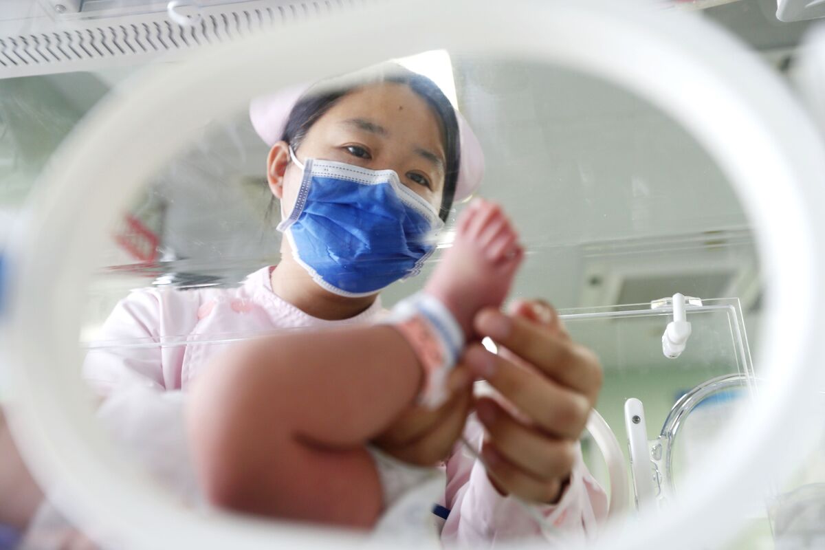 assets.bwbx.io image