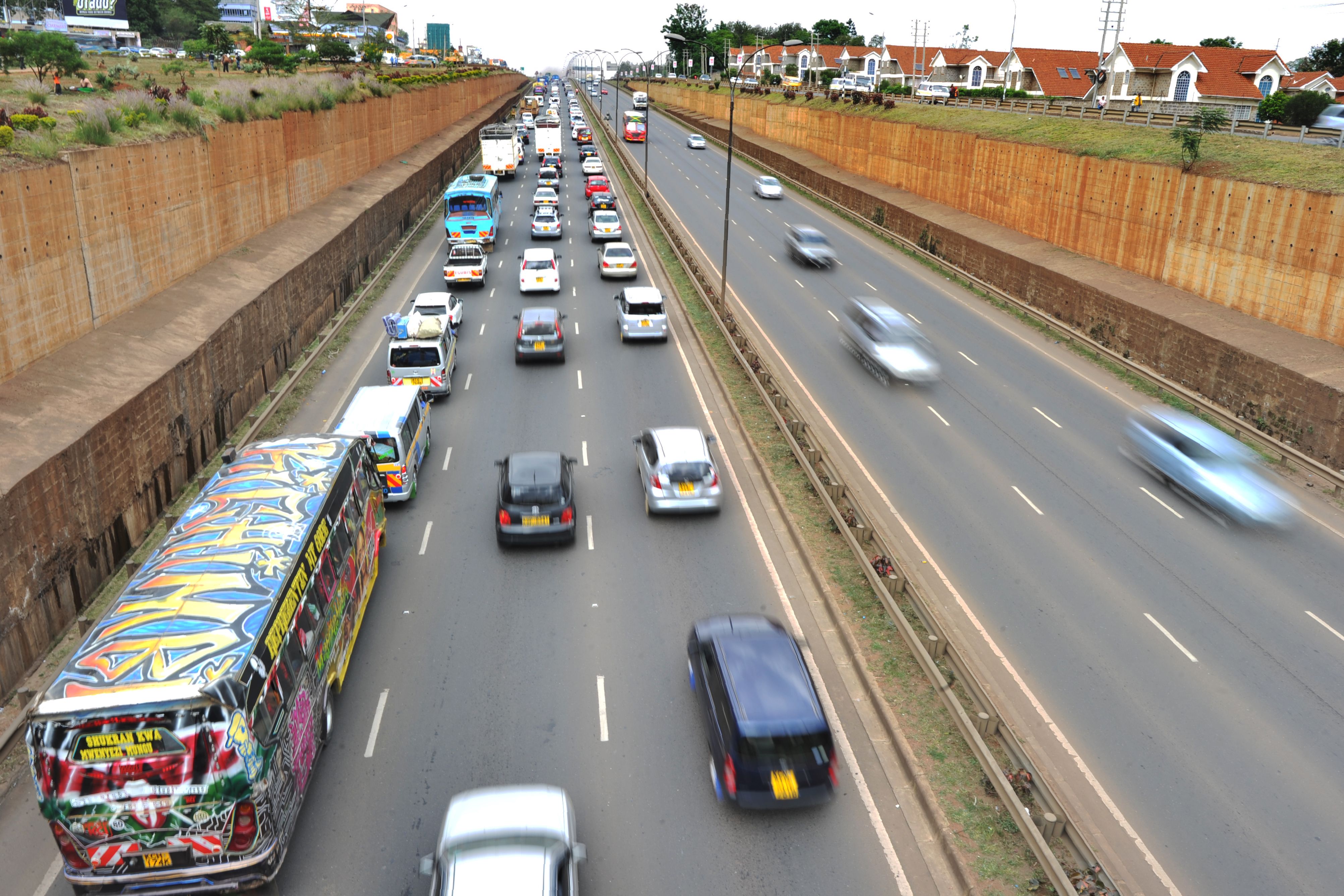 Kenya's 3.5 Billion Road Project Delayed by Debt Concerns Bloomberg