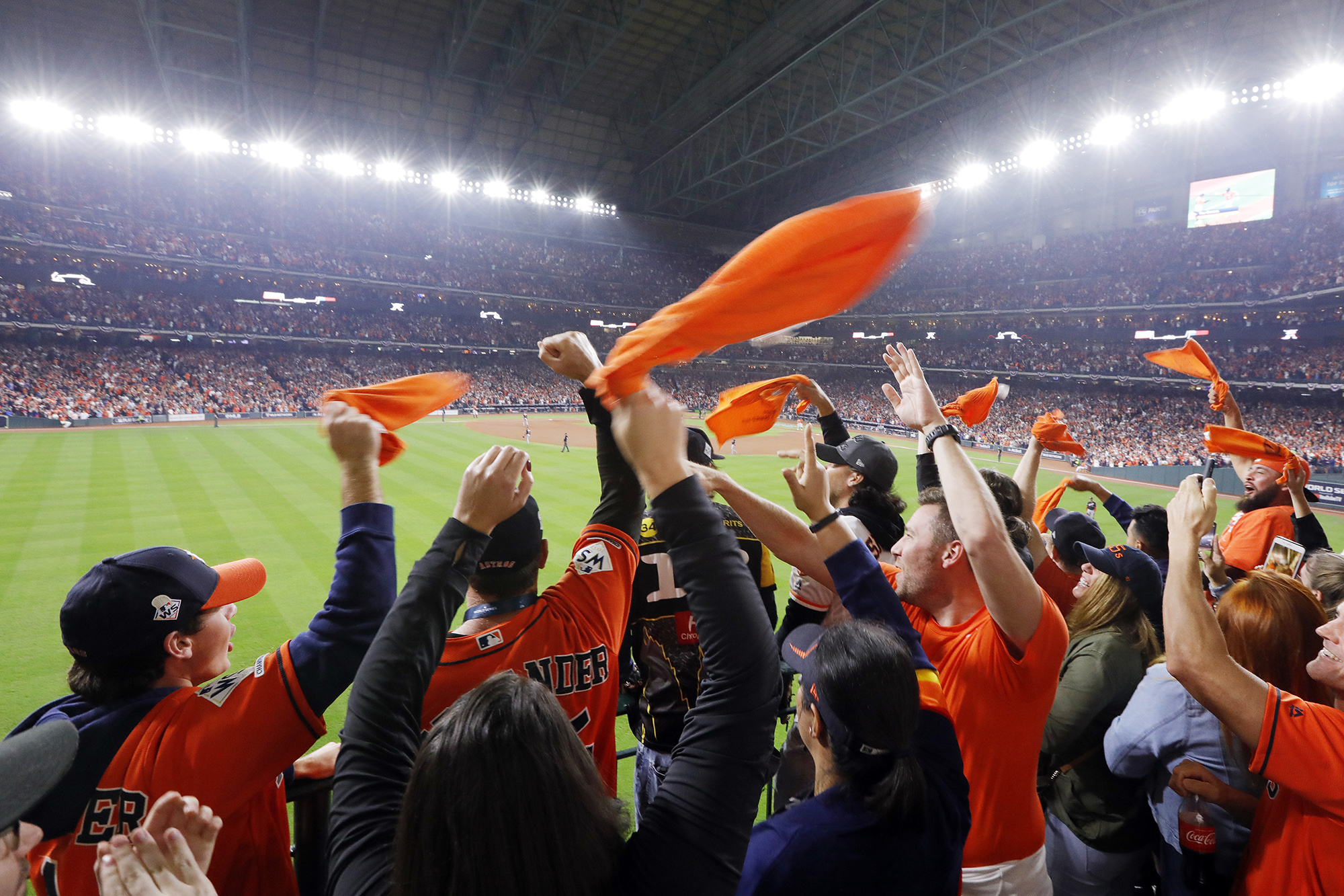 Astros don't get a pass from angry Yankees fans