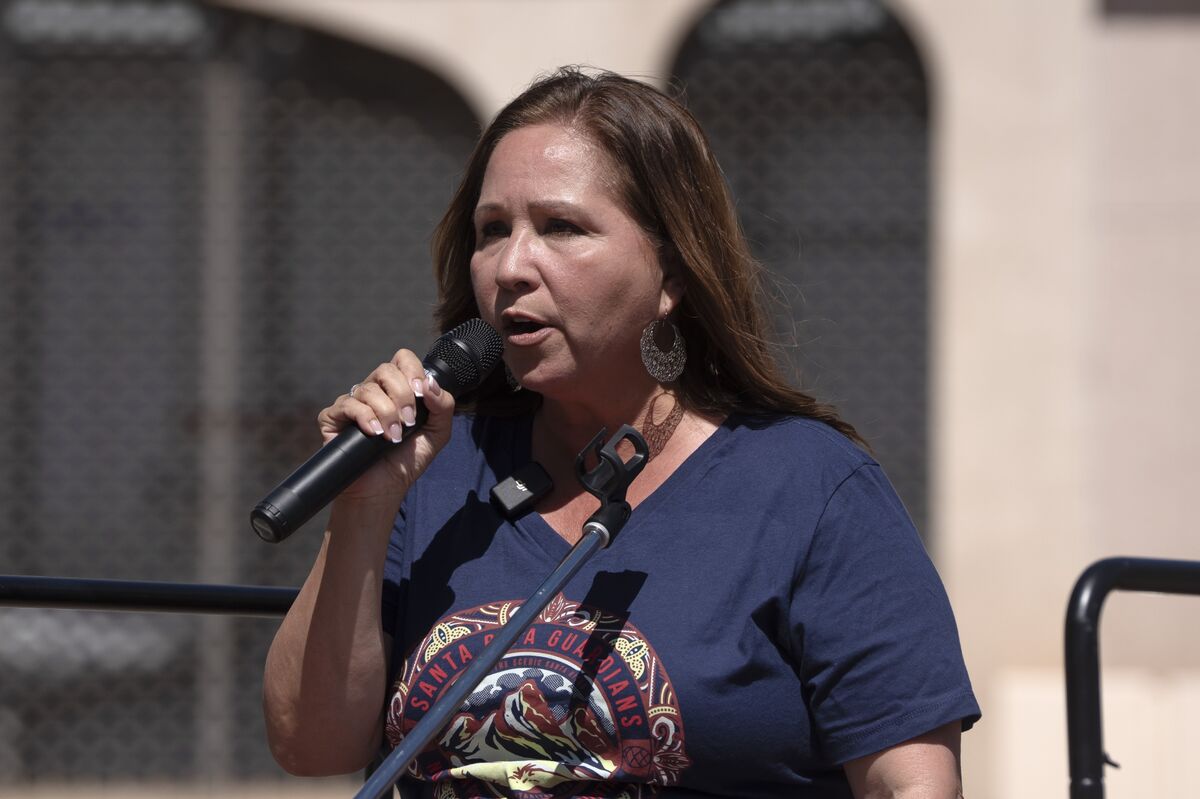 Democrat Wins Arizona House Seat, Setting Up Key Epstein Vote