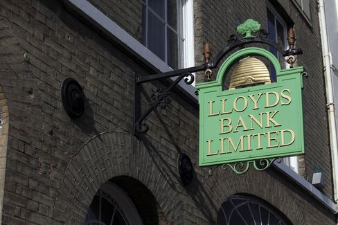 Lloyds to Reap $596 Million From St. James’s Place Stake Sale