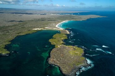 ECUADOR-GALAPAGOS-TOURISM-ENVIRONMENT