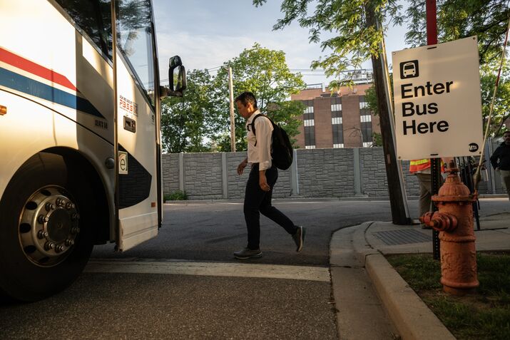 LIRR Strike To Bring Chaos To NYC Commuters As Talks Resume