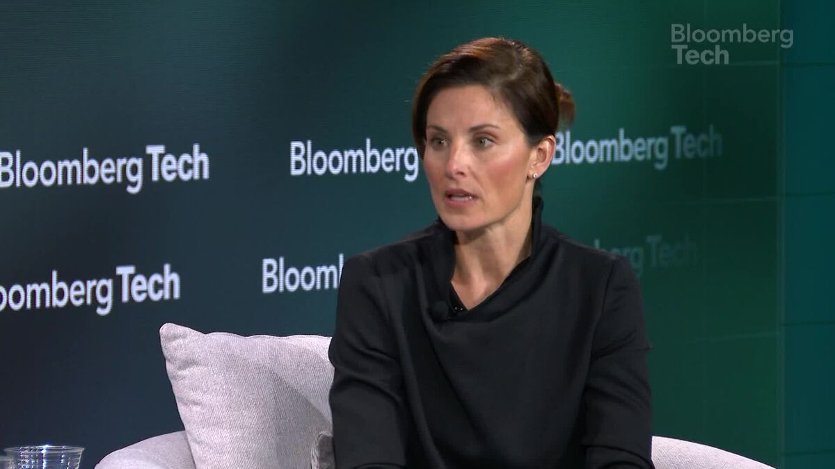 Netflix Top Tech Exec Stone on Integrating AI