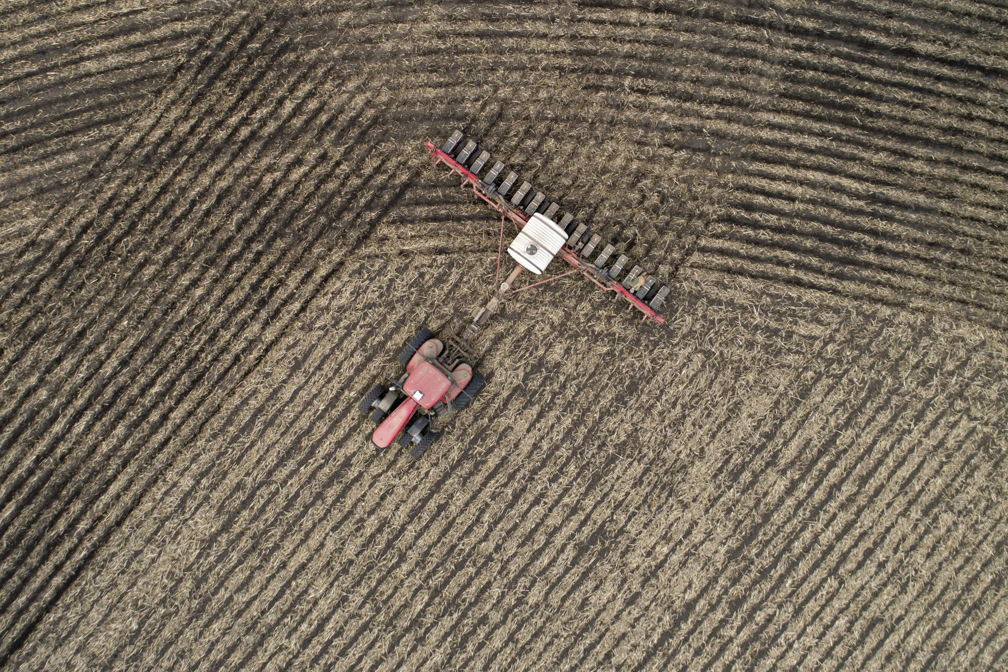 Corn Planting As Futures Rises On Supply Concerns In U.S. 