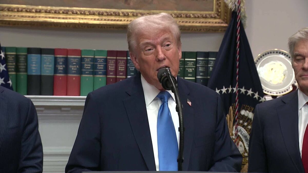 Trump Says Pregnant Women Should Avoid Tylenol