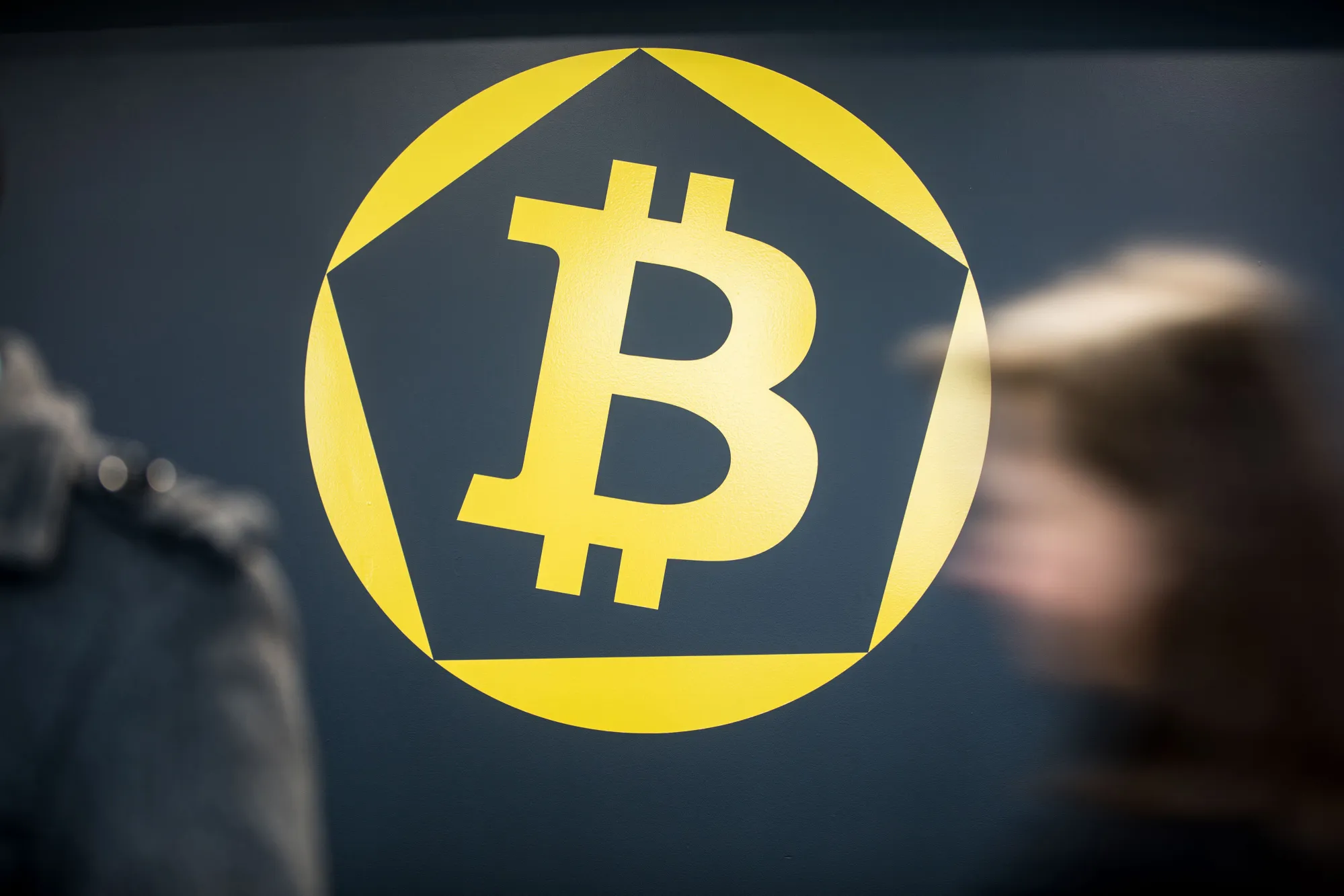 Bitcoin Pioneer Who Gave Away Over $100 Million Has No Regrets - Bloomberg