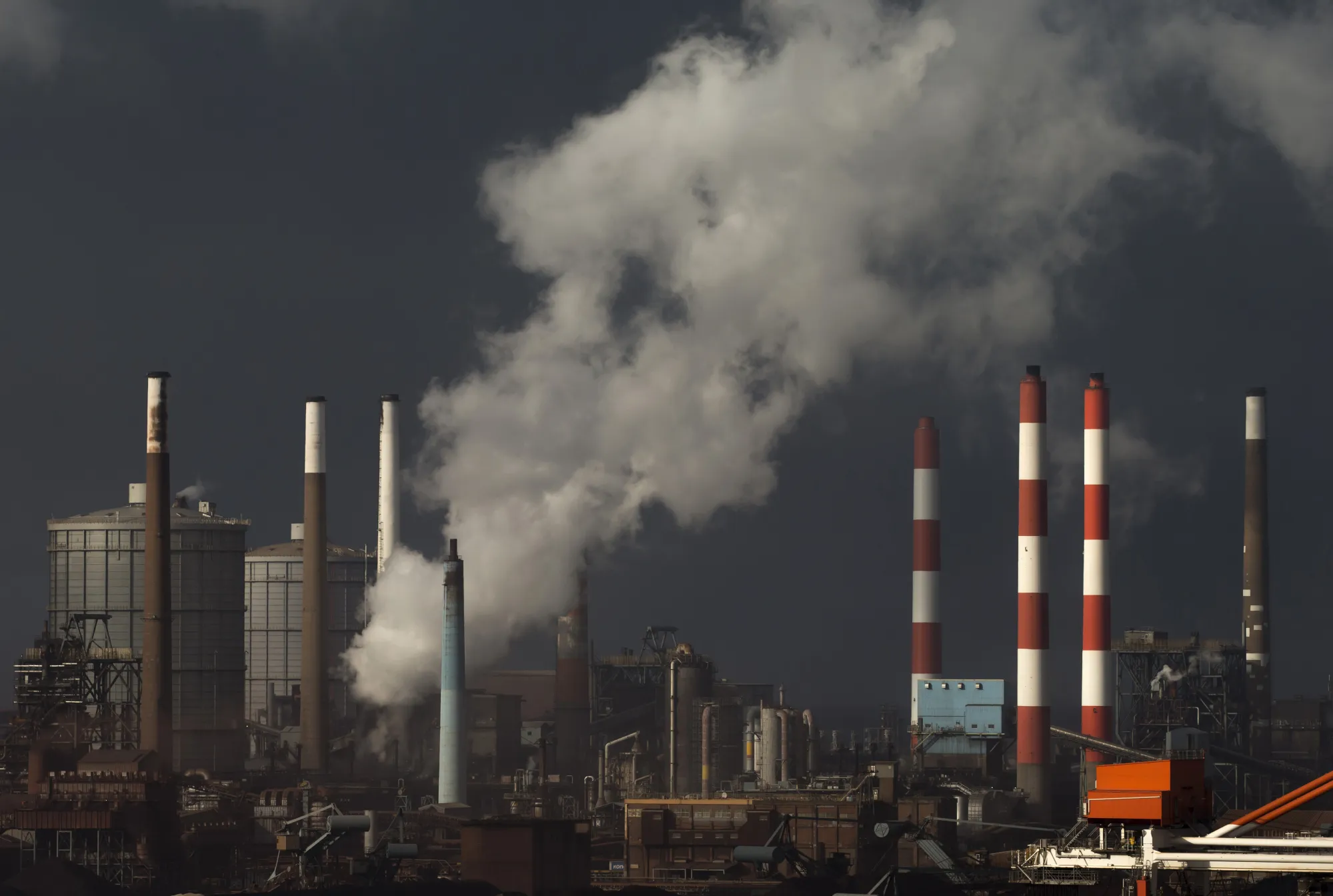 Japan’s reluctance to move away from carbon-intensive energy sources was reflected in&nbsp;documents circulated ahead of the G-7 energy and environment ministers summit.