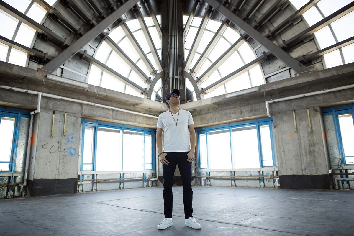 Crypto Pioneer Buys Penthouse in Former Toronto Trump Tower - Bloomberg