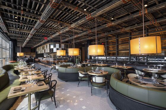 Can the Hudson Yards Restaurants Get New Yorkers to Go to a Mall?