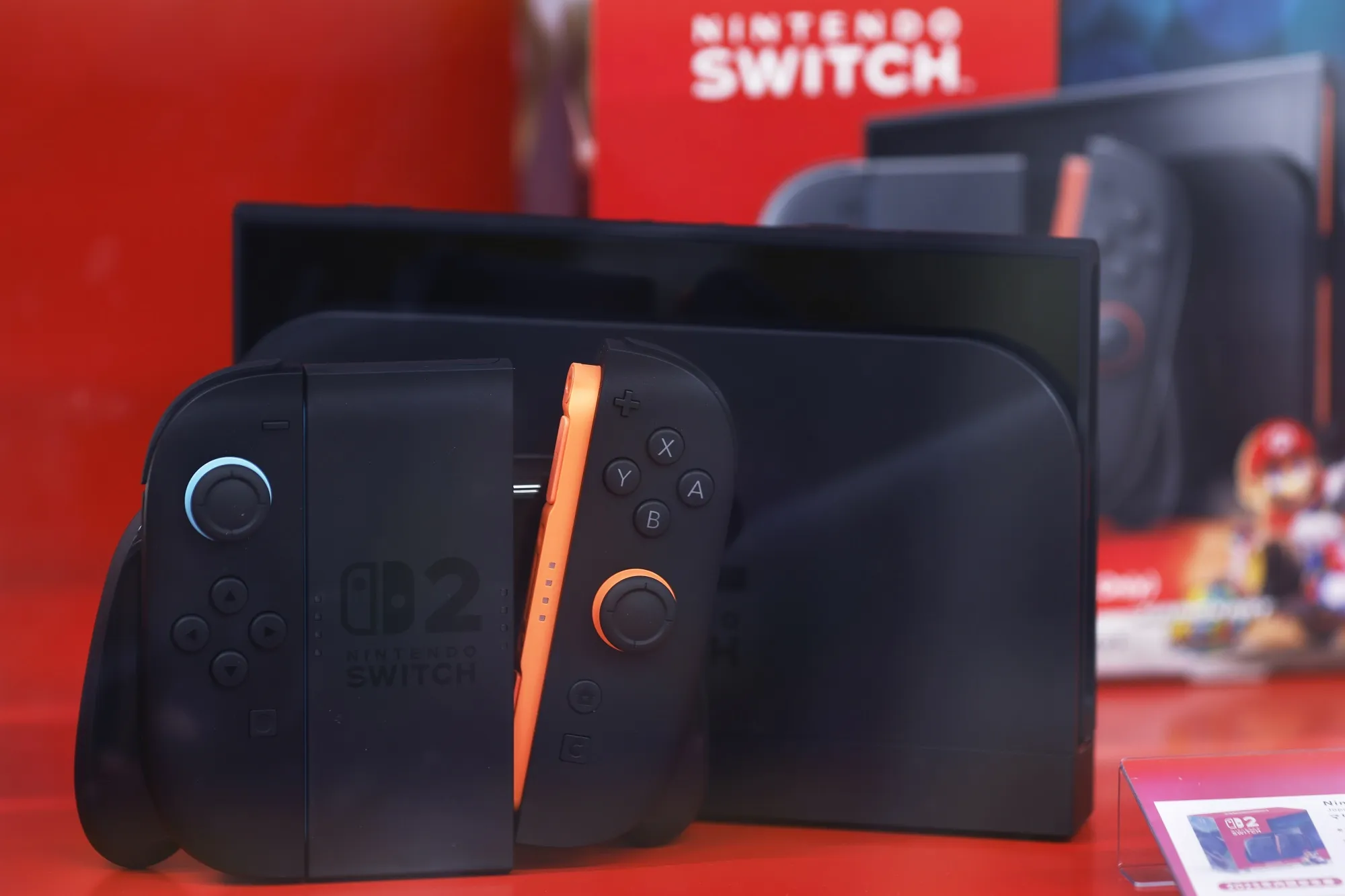 任天堂「スイッチ2」を脅かす半導体リスク、記録的販売に株価は逆行