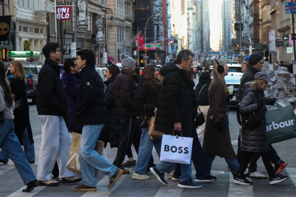 bloomberg.com - Olivia Fishlow - Private Credit's Retail Risk Draws Scrutiny From Global Watchdog