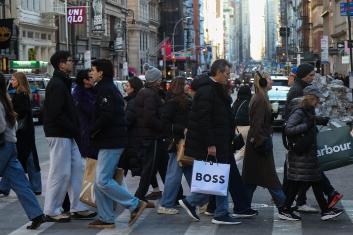 Shoppers In New York Ahead Of Retail Sales Figures