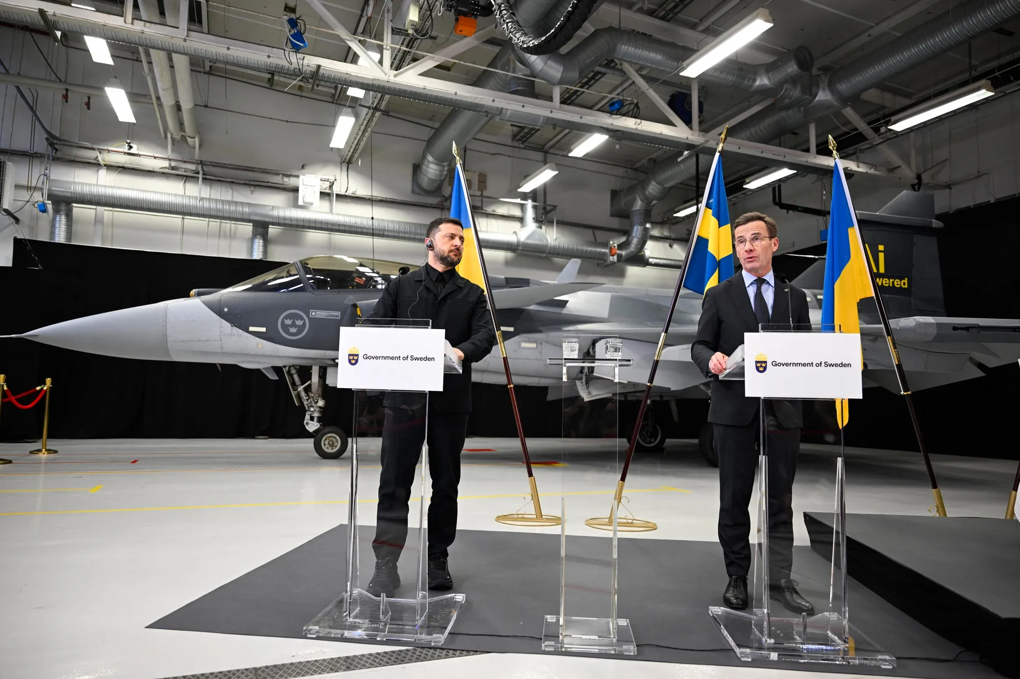Volodymyr Zelenskiy and Ulf Kristersson during a news conference in Linköping, Sweden, on Oct. 22.&nbsp;