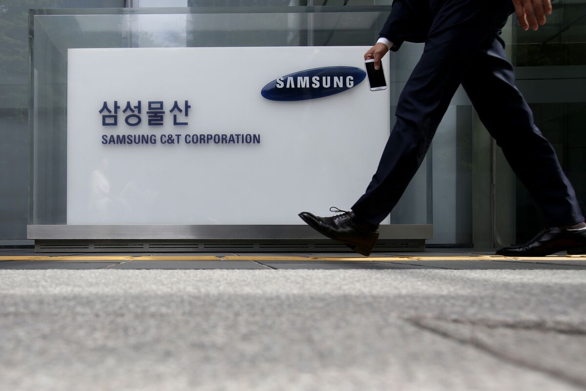 bloomberg.com - Soobin Kim - Elliott Wins $113 Million From South Korea Over Samsung Merger